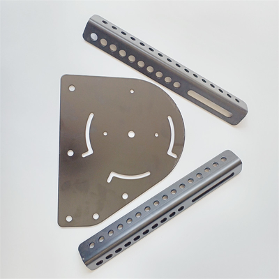 As peças de carimbo automotivos da chapa metálica anodizaram fazer à máquina do CNC do revestimento
