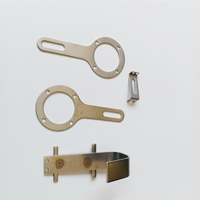 Laser do prendedor do hardware que corta as peças que anodizam o costume da forma do revestimento